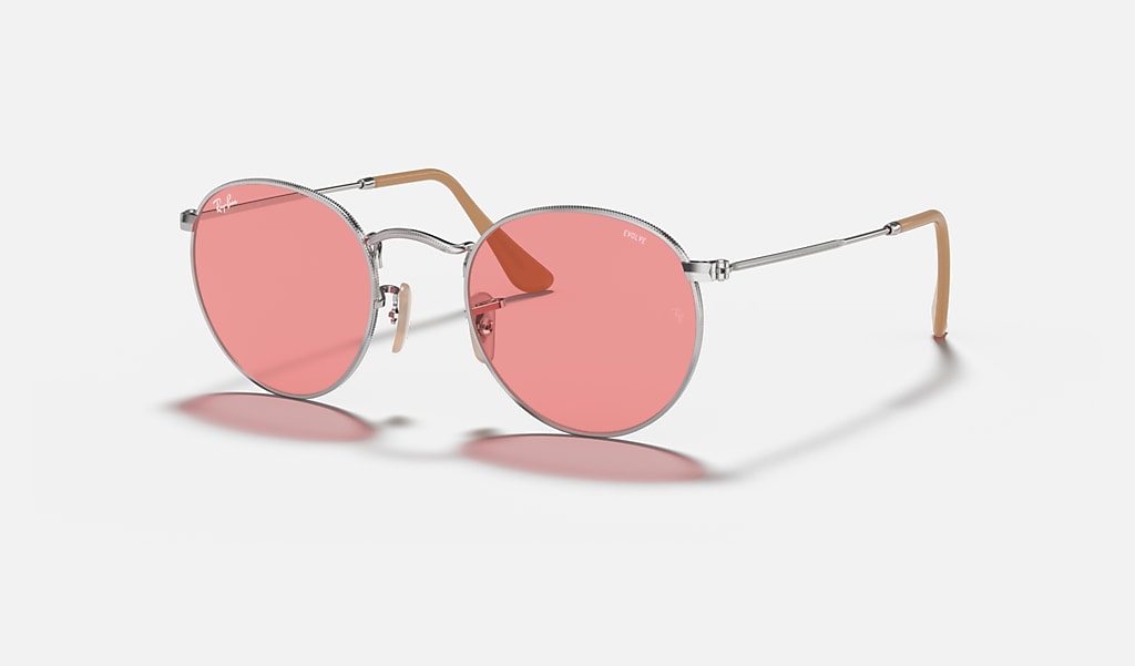 Round Washed Evolve Sunglasses in Silver and Pink Photochromic | Ray-Ban®