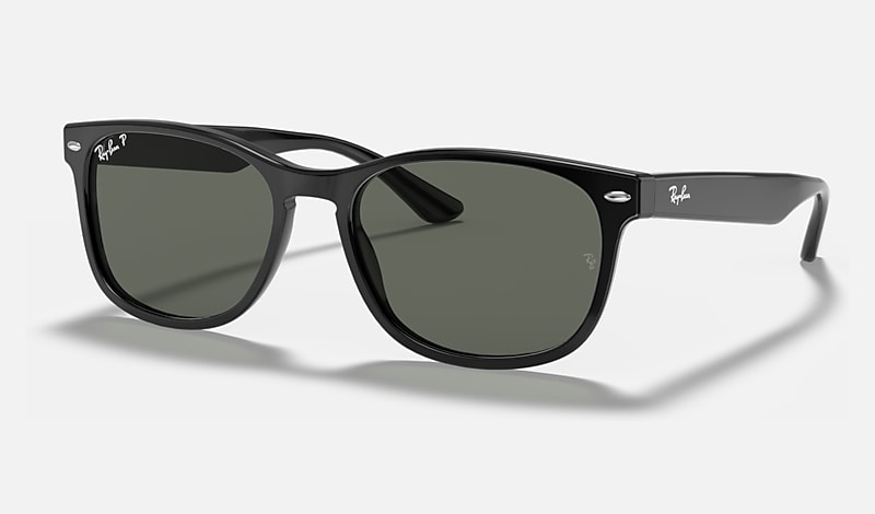 Marca 2025 ray ban