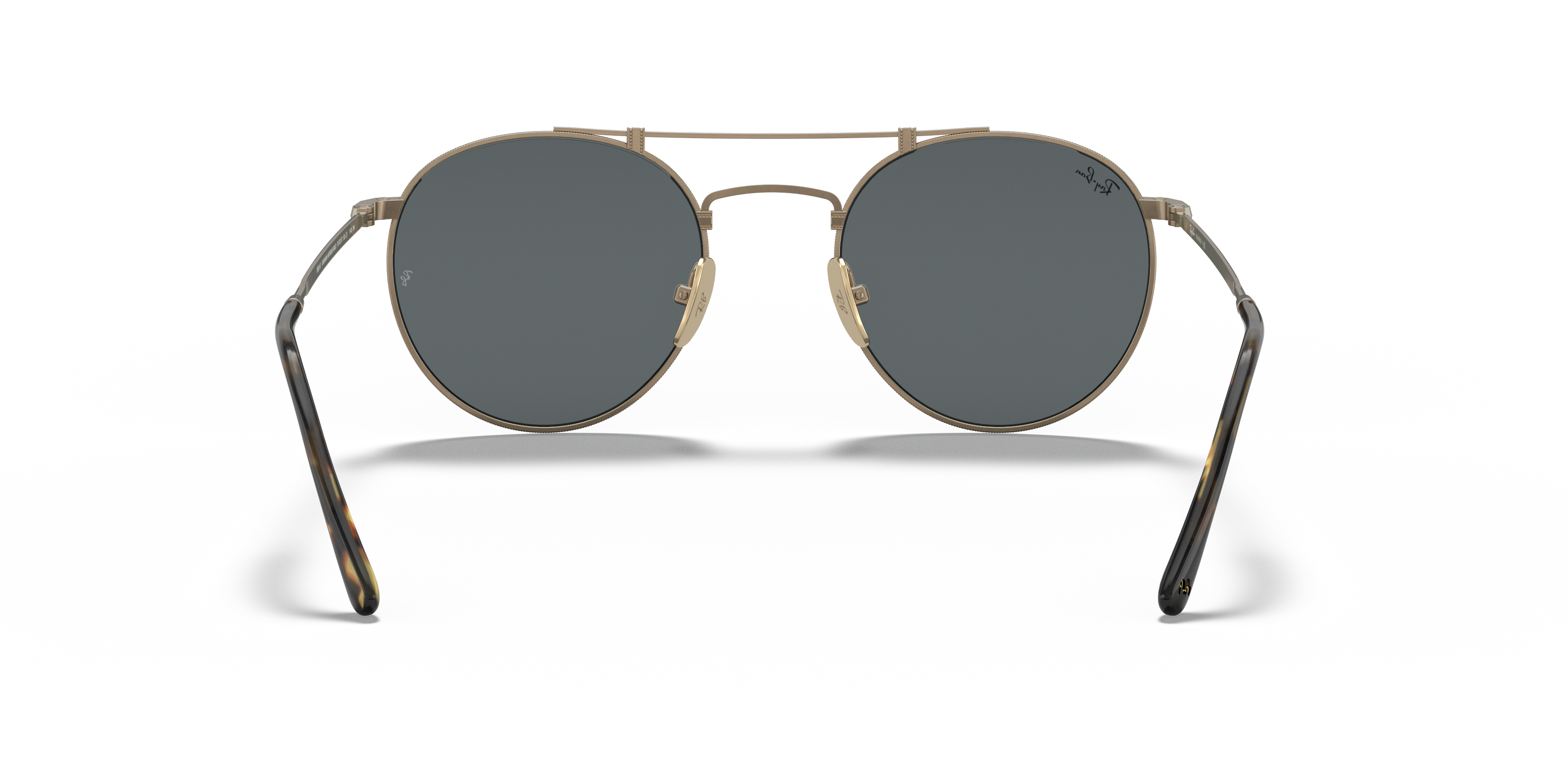 Check out the Round Double Bridge Titanium at ray-ban.com
