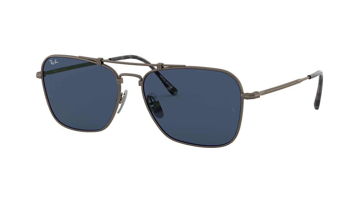 CARAVAN TITANIUM Sunglasses in Grey and Blue - Ray-Ban