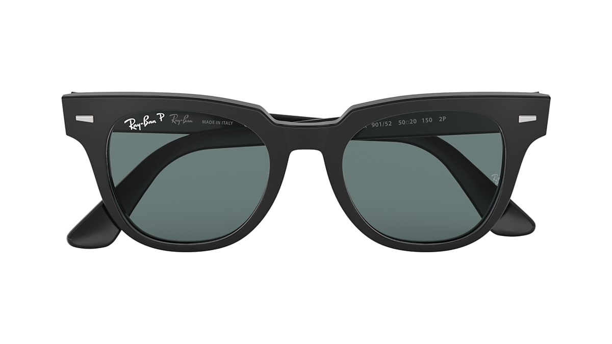 Meteor Classic Sunglasses in Black and Grey | Ray-Ban®