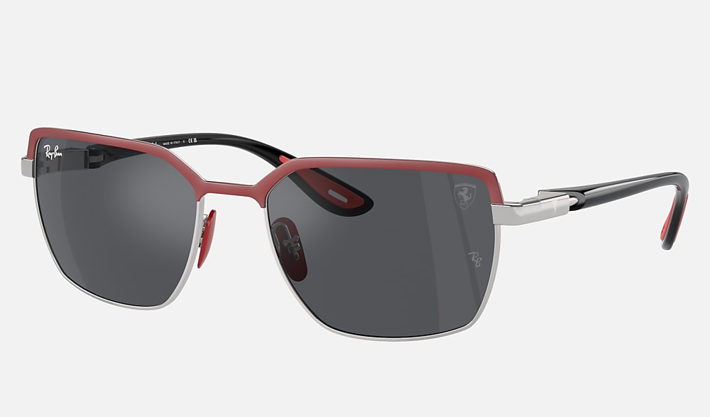 RB3743M SCUDERIA FERRARI COLLECTION Sunglasses in Red On Gunmetal