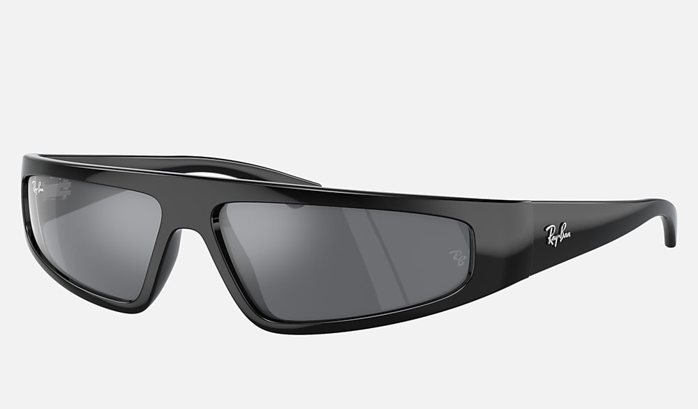 Black Sunglasses in Dark Grey and IZAZ BIO-BASED - RB4432 | Ray