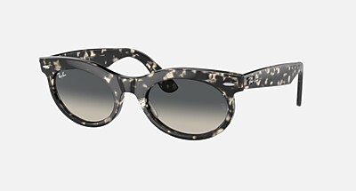 WAYFARER OVAL Sunglasses in Striped Havana and Dark Blue Polarized