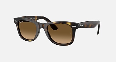 WAYFARER EASE Sunglasses in Black and Gradient Grey Polarized