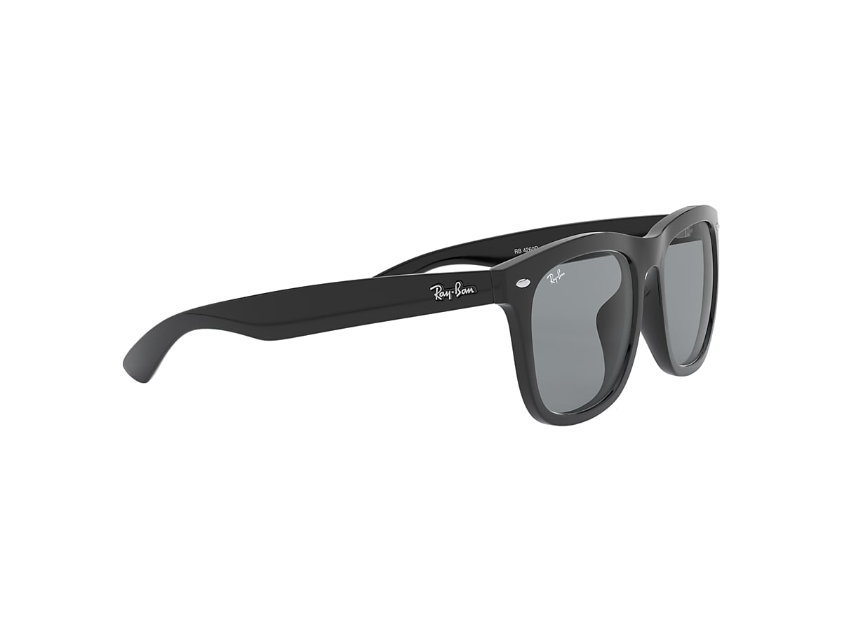 RB4260D Sunglasses in Black and Dark Grey Classic - RB4260D | Ray