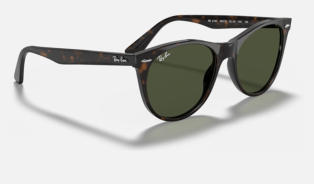 publiek Overredend Pikken Wayfarer Ii Classic Sunglasses in Tortoise and Green | Ray-Ban®