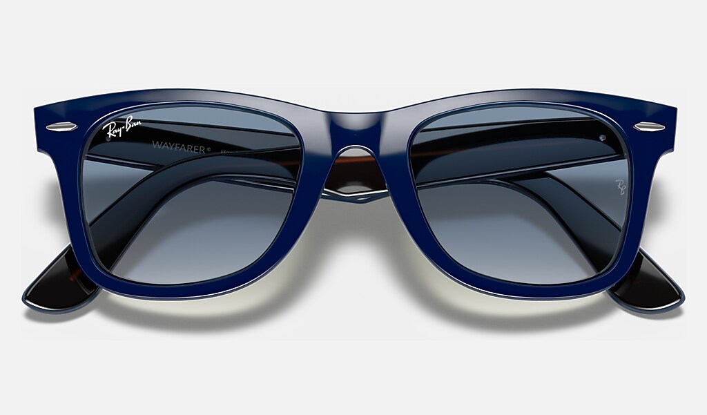 junto a exótico rango Gafas de Sol Original Wayfarer Color Mix en Azul y Azul Claro | Ray-Ban®