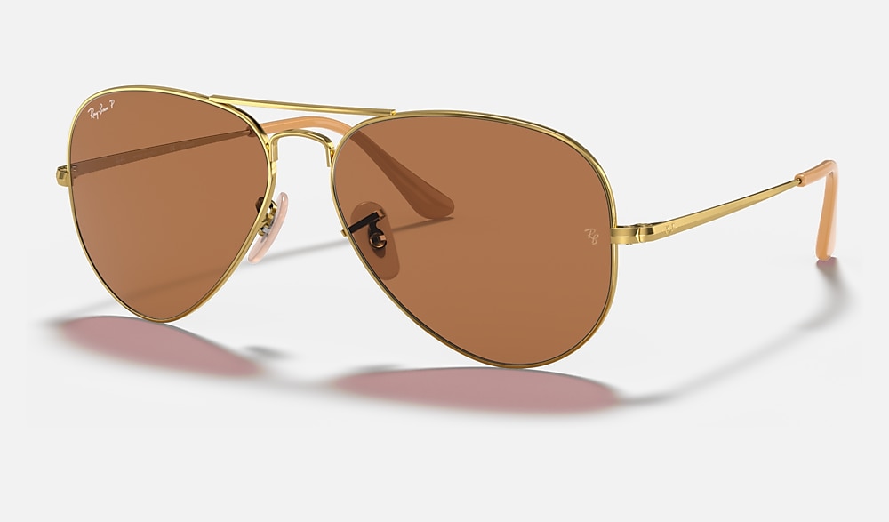 Aviator Metal Ii Sunglasses in Gold and Brown | Ray-Ban®