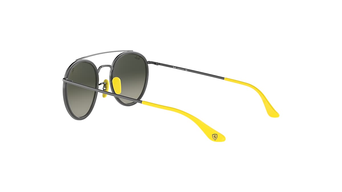 vingerafdruk Kust Zeestraat Rb3647m Scuderia Ferrari Collection Sunglasses in Gunmetal and Grey | Ray- Ban®
