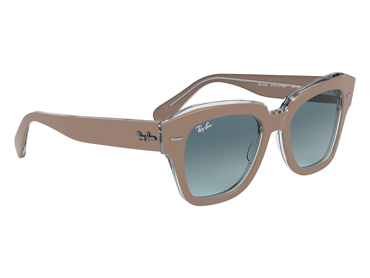 STATE STREET Sunglasses in Beige On Transparent and Blue Gradient - RB2186  | Ray-Ban® US