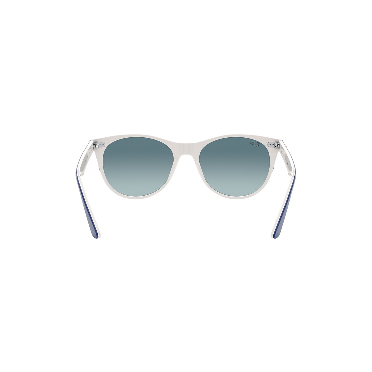 Treatment Memorize Walter Cunningham Wayfarer Ii Classic Sunglasses in Blue and Blue | Ray-Ban®