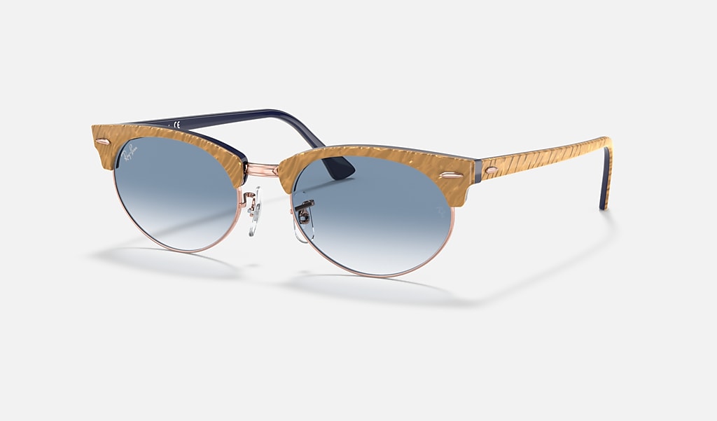 every day Excellent Countryside Clubmaster Oval Sunglasses in Beige and Light Blue | Ray-Ban®