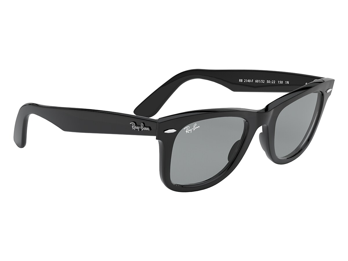 ORIGINAL WAYFARER WASHED LENSES Sunglasses in Black and Green