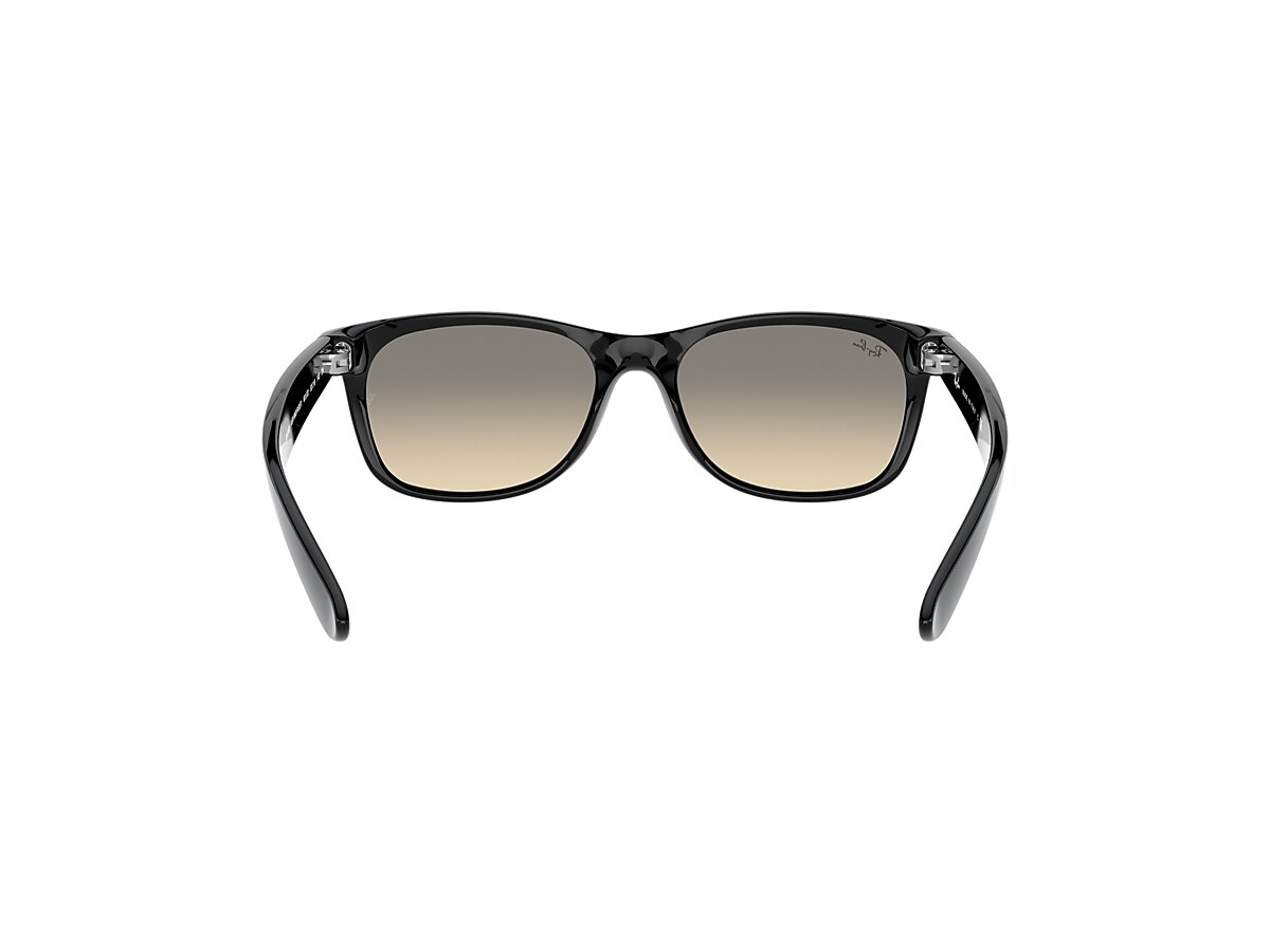 人気大割引 Ray-Ban サングラス 付属品付き RB2132 NEW WAYFARER