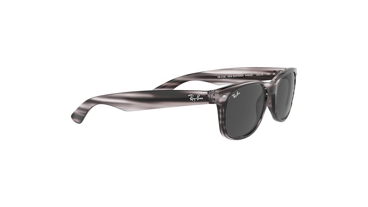 NEW WAYFARER COLOR MIX Sunglasses in Striped Grey and Dark