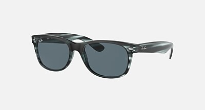 NEW WAYFARER COLOR MIX Sunglasses in Black and Grey Gradient