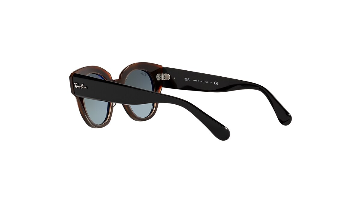 ROUNDABOUT Sunglasses in Black On Brown and Grey/Blue - RB2192