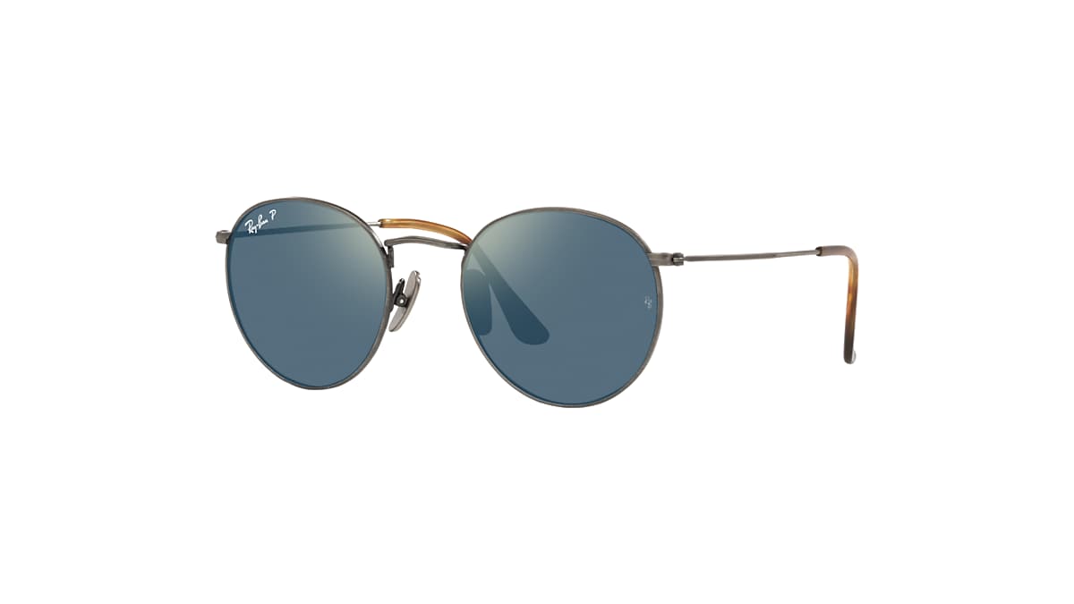 ROUND TITANIUM Sunglasses in Gunmetal and Blue/Gold - Ray-Ban