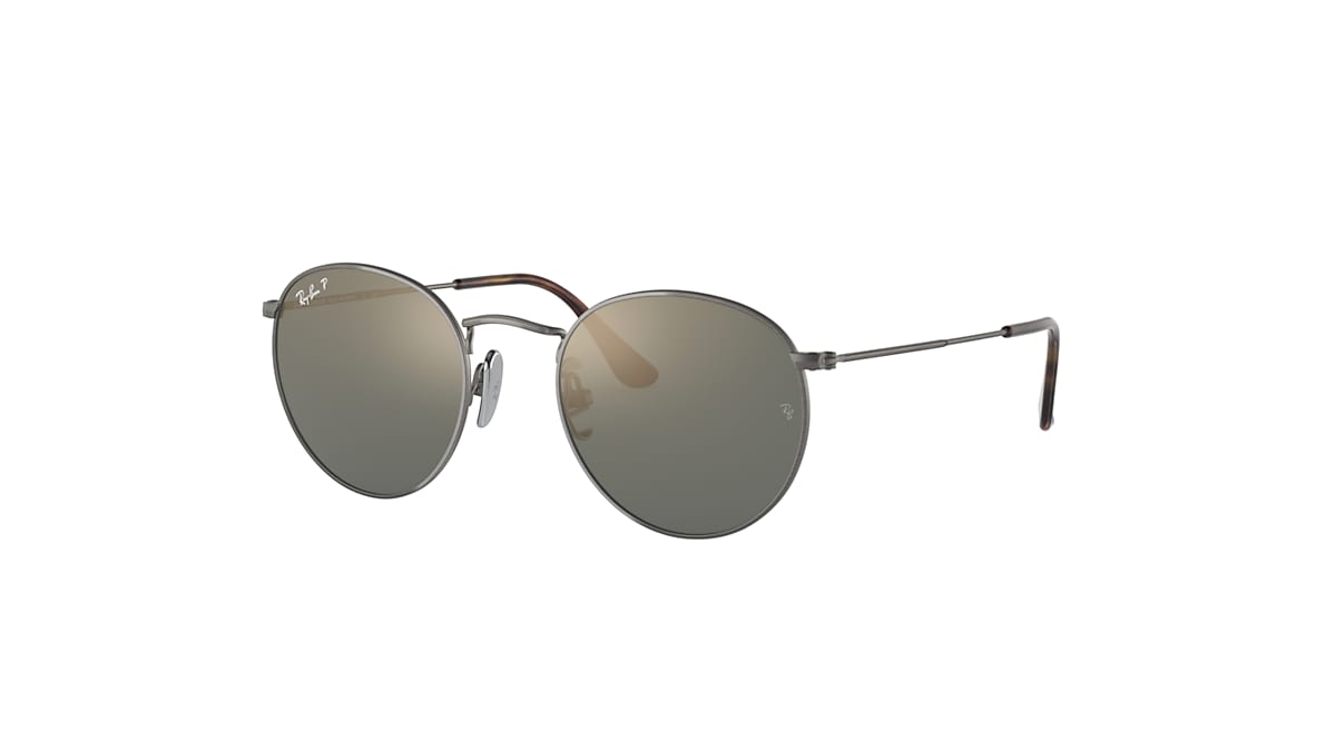 ROUND TITANIUM Sunglasses in Gunmetal and Blue/Gold - RB8247 | Ray 