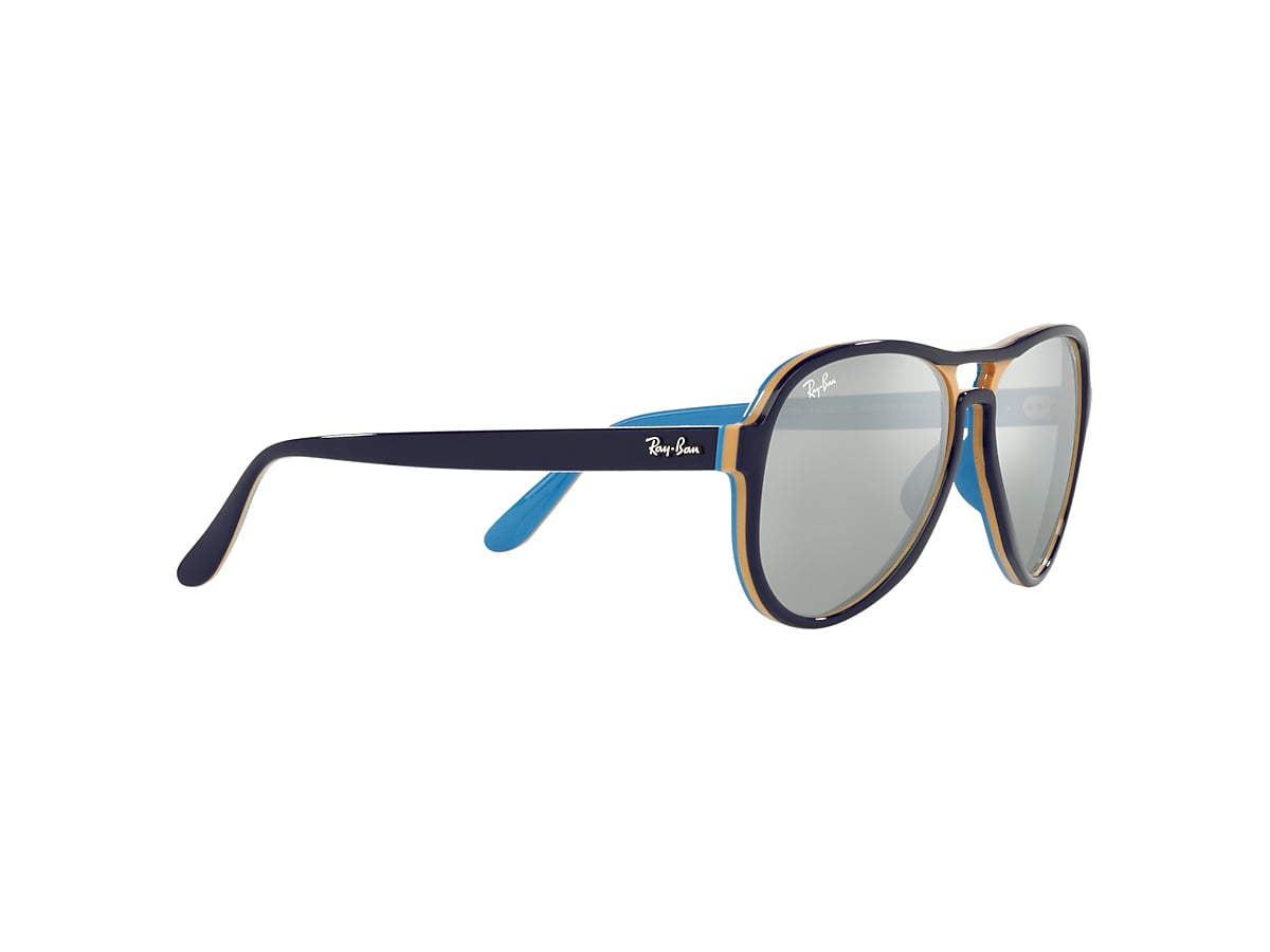 Blue mirror best sale ray ban sunglasses