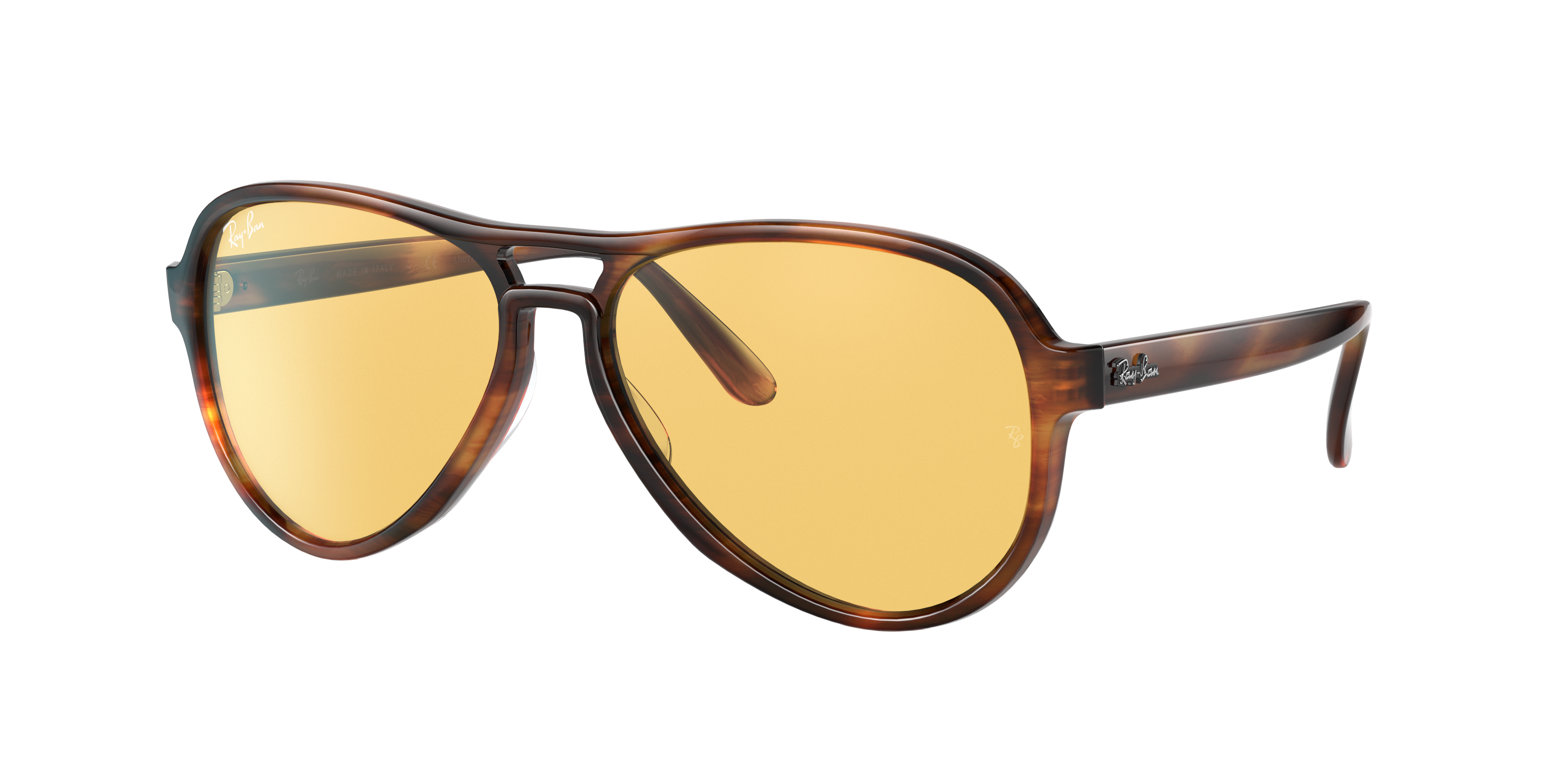 Vagabond Reloaded Sunglasses in Striped Havana and Yellow Photochromic | Ray -Ban®
