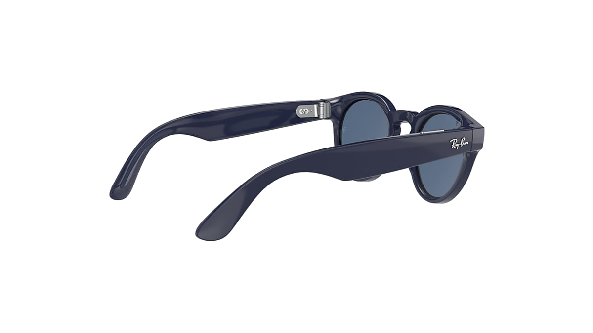 Ray-ban Stories | Round Sunglasses in Blue and Dark Blue | Ray-Ban®