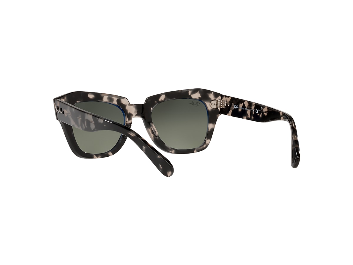 STATE STREET FLECK Sunglasses in Grey Havana and Grey Gradient RB2186 Ray Ban US