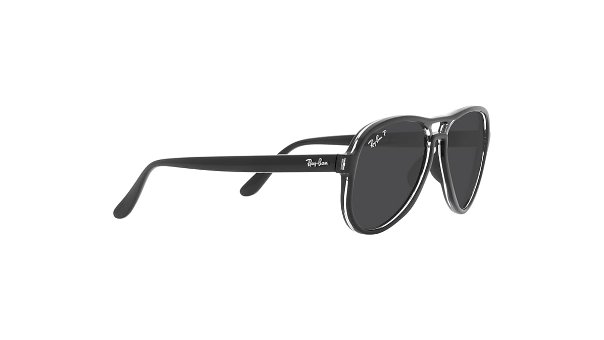 VAGABOND Sunglasses in Preto and Preto - RB4355 | Ray-Ban® PT