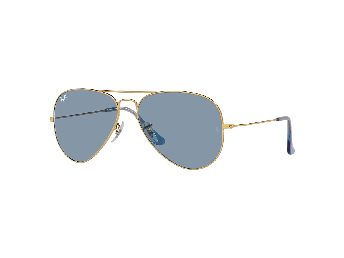 Aviator True Blue Sunglasses in Gold and Blue | Ray-Ban®