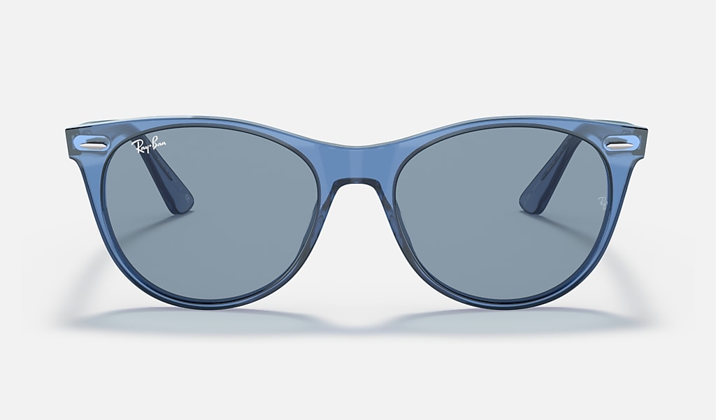 Wayfarer Ii True Blue Sunglasses in Transparent Blue and Blue | Ray-Ban®