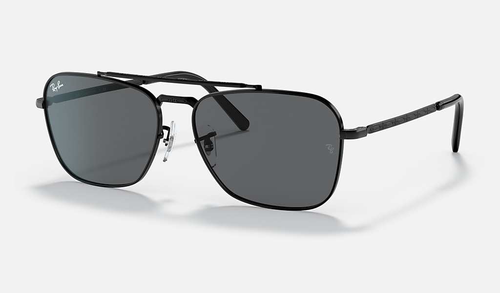 ijsje Spreek luid vloeiend New Caravan Sunglasses in Black and Grey | Ray-Ban®