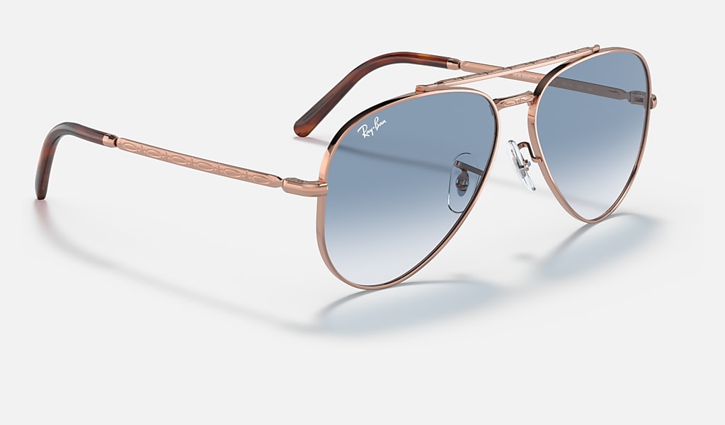 Duizeligheid Onvervangbaar zo New Aviator Sunglasses in Rose Gold and Blue | Ray-Ban®