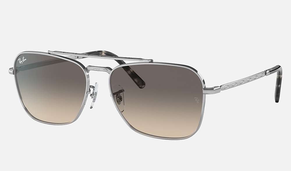 NEW CARAVAN Sunglasses in Silver and Clear Gradient Grey