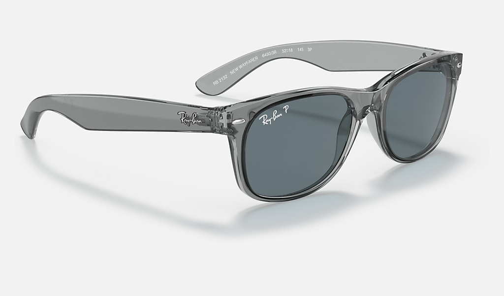 knoop Plakken Intensief New Wayfarer Classic Sunglasses in Transparent Grey and Blue | Ray-Ban®