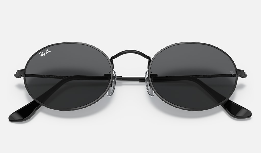 Oval Sunglasses in Black and Grey | Ray-Ban®