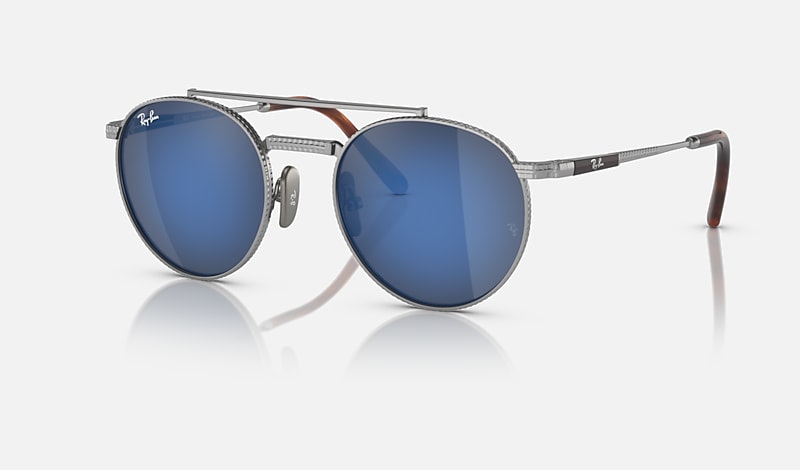 dinsdag Lieve knuffel ROUND II TITANIUM Sunglasses in Silver and Grey Blue - RB8237 | Ray-Ban® US