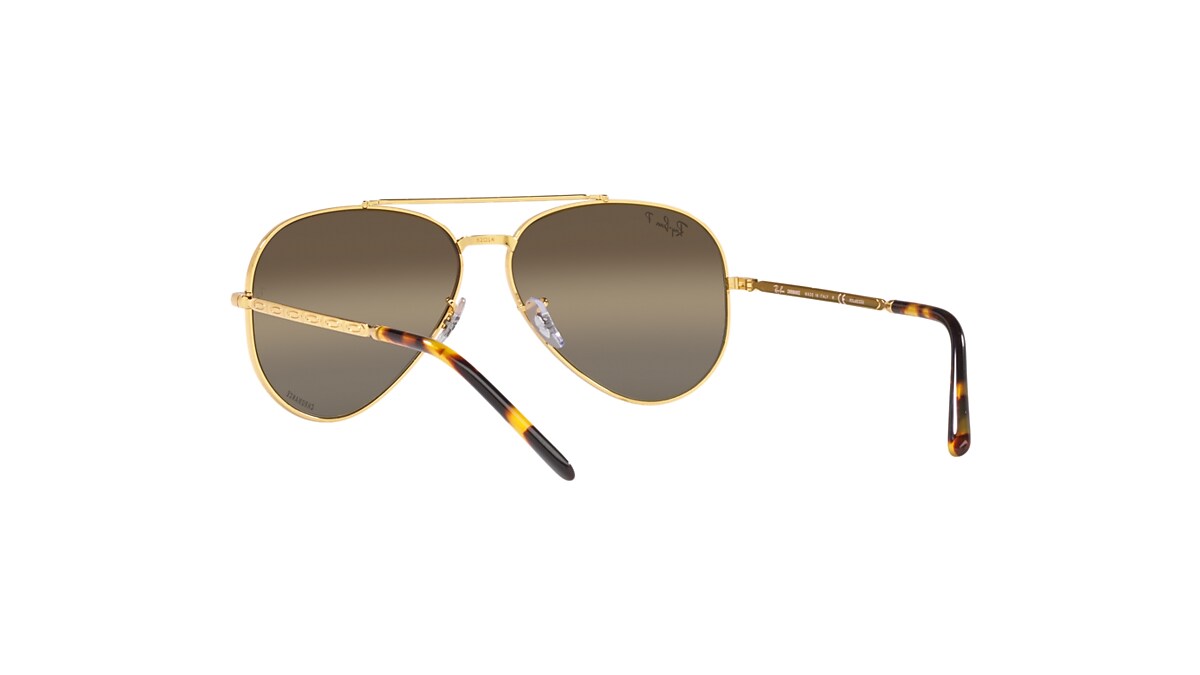 Ray Ban Green Tinted Wraparound Sunglasses S35C2530 @ ₹5336