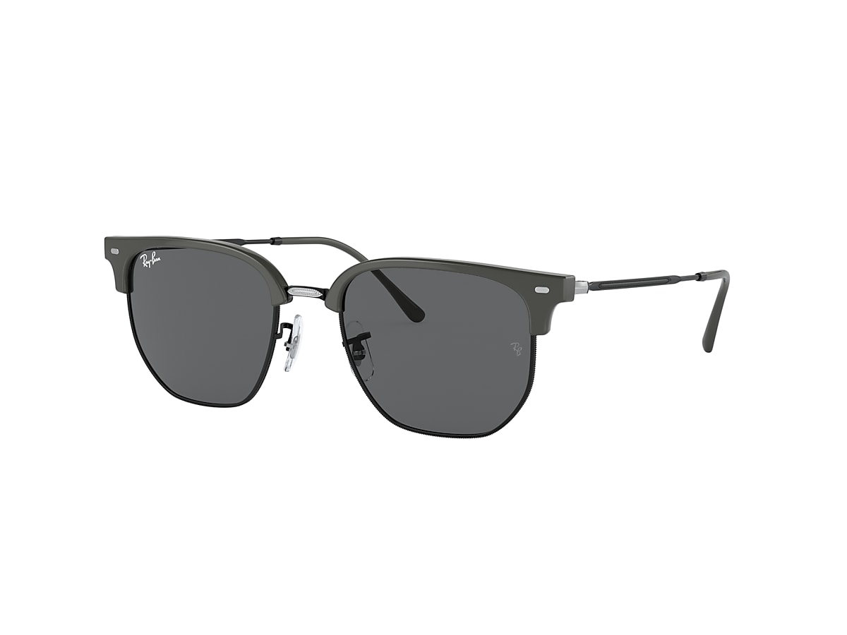 8056597721356_shad_qt.png? 8056597721356_shad_qt.png?
