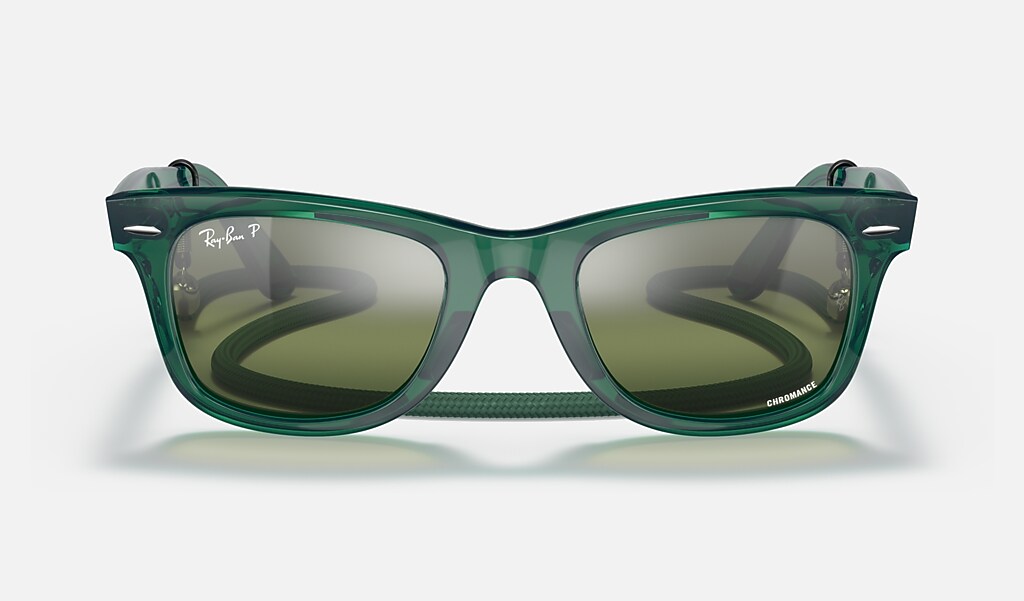 Barry Handschrift constante Original Wayfarer Colorblock Sunglasses in Transparent Green and  Silver/Green | Ray-Ban®