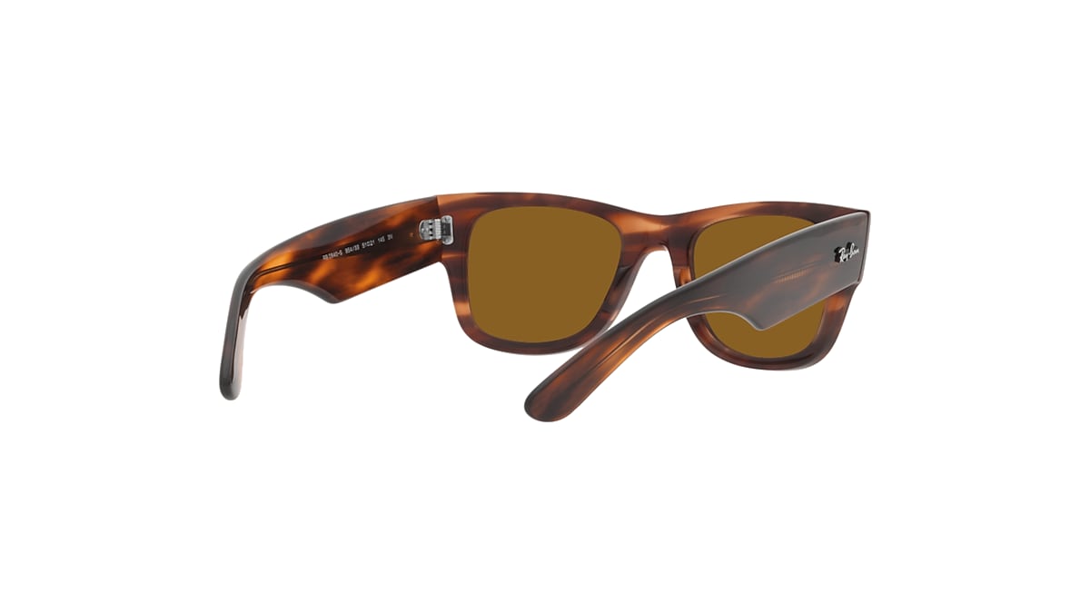 MEGA WAYFARER Sunglasses in Striped Havana and Brown - RB0840SF