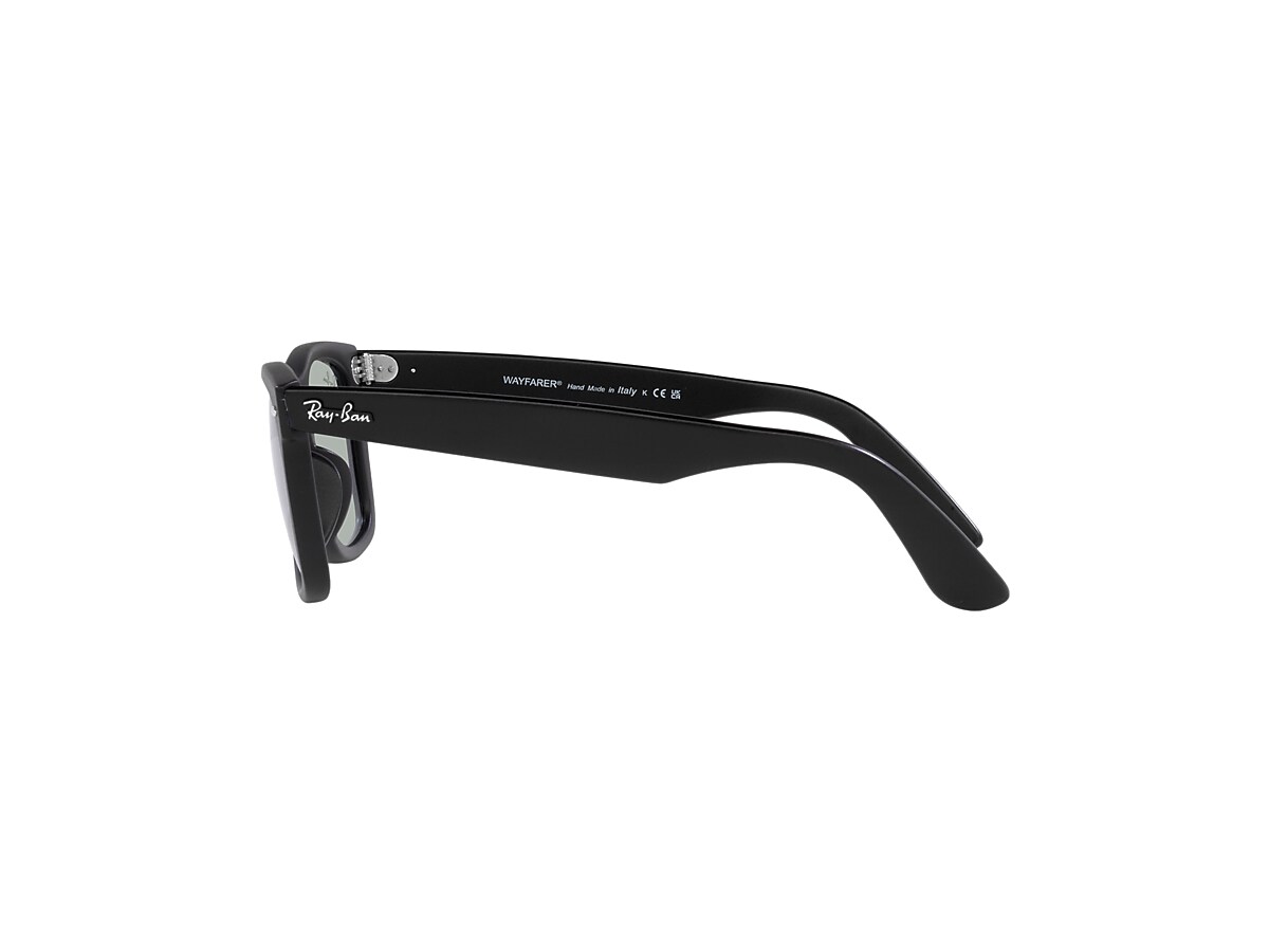 ORIGINAL WAYFARER CLASSIC Sunglasses in Black and Light Grey