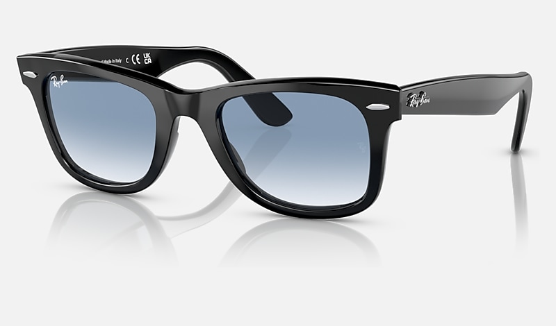nød Guvernør tjeneren ORIGINAL WAYFARER CLASSIC Sunglasses in Black and Blue - RB2140F | Ray-Ban®  US