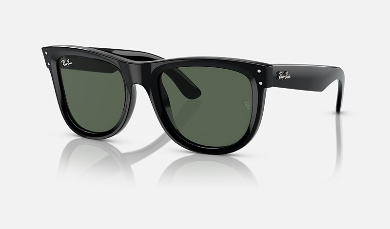 WAYFARER REVERSE Sunglasses in Black and Green - RBR0502S | Ray