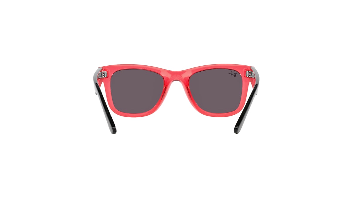 WAYFARER REVERSE Sunglasses in Transparent Red and Brown