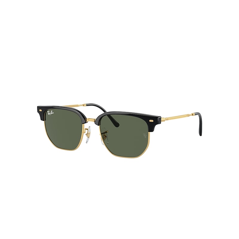 Óculos de Sol Ray-Ban linha Clubmaster.