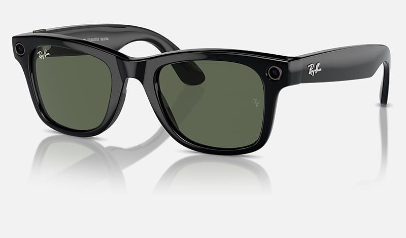 Voyage Exclusive Shine Black Polarized Wayfarer Sunglasses for Men & W
